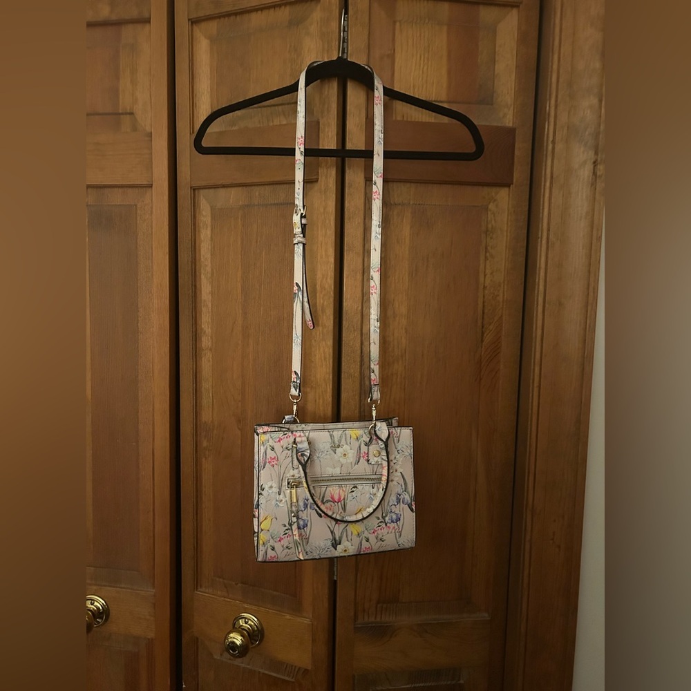 Aldo Womenโs Pink Floral Cottagecore Crossbody Floral Purse w/ Adjustable Strap